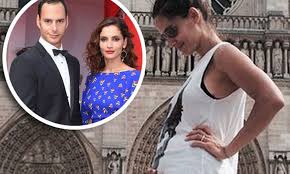 Leonor magdalena varela palma (spanish pronunciation: Leonor Varela Is Pregnant With Her Second Child Daily Mail Online
