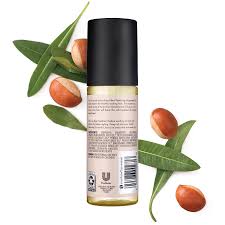 Before we dive into the components of hot a shower cap is most suitable for this purpose as it will prevent your hair from soiling your bed linens, clothes, and other surfaces that it comes in contact with. How To Use Hair Oil Hair Oil Benefits Love Beauty And Planet
