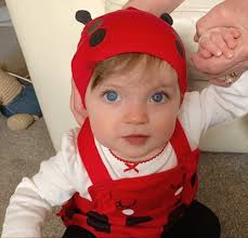 BOKSARKA UBILA KOMAJ 16-MESEČNO DEKLICO: Njena mati tega ni preprečila, obe  gresta v zapor