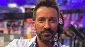 El enganche de Ana Pastor con Fernando de Páramo: "Aquí le damos a todos"