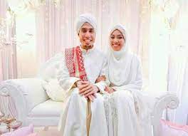 Aplikasi ini menampilkan video ceramah, kajian dan tanya jawab oleh ustaz don daniyal. Gambar Perkahwinan Ustaz Don Daniyal Don Biyajid Wedding Dresses Wedding Fashion