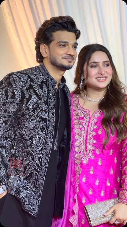 Munawar Faruqui with wife arrives at Mr. Faisu Reception🫶🏻, ., ., .,  #bollywoodhelpline #4kbollywoodmoments #bollywood #spotted | Bollywood  Helpline | Facebook