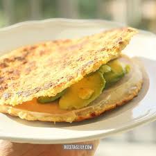 Receta De Arepa De Platano Saludable Ingredientes 1 Taza De Pure De Platano O Platano Macho Taza De Harina De Maiz 3 C Food Plantain Recipes Recipes