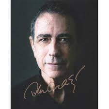 J'aime la vie est une chanson en français enregistré sous le nom de alain legovic. Alain Chamfort Autograph