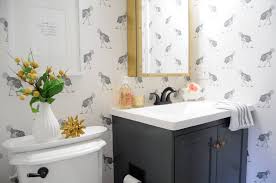 Even very small spaces can be redesigned into spacious bedrooms with bathtubs and sinks in view. 7 Tiny Bathrooms Brimming With Stylish Function