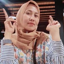 How Ludwig Kaiser Started Dating Tiffany Stratton #wwe #wrestling  #tiffanystratton #ludwigkaiser