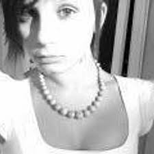 Kristi Devries's Instagram, Twitter & Facebook