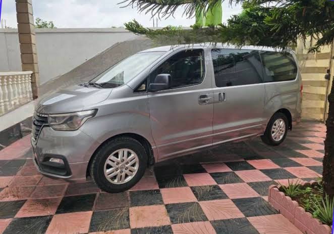 2021 Hyundai Grand Starex (H-1 Facelift) available via megebeya.com, AI generated