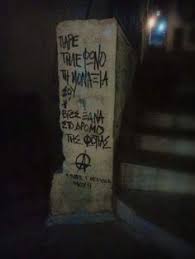 Μάλιστα, ερωτηθείς για τον αριθμό των μαθητών στο σχολείο είπε: 43 Gia Sena Prigkipa Moy Ideas Rok En Rol Stixoi Romantika Rhta