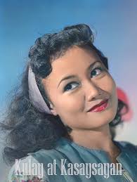 Si Lilian Velez, ipinanganak noong 1924, ay isang kilalang aktres at  mang-aawit sa Pilipinas pagkatapos ng digmaan. Sumikat siya matapos manalo  sa isang amateur radio singing contest at pinasikat ang awiting "Sa