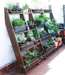 Wie sie ihr hochbeet selbst bauen, anlegen und rund ums jahr bepflanzen 22 Vertikalbeet Ideen Garten Vertikalbeet Vertikaler Garten