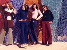 1970s Teenage Girls Teenage Fashion Trending Fashion Teenage 60s And 70s Fashion