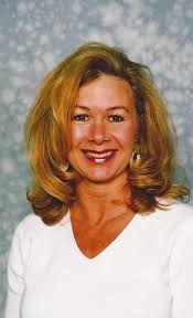 Kelly Starkey's Instagram, Twitter & Facebook