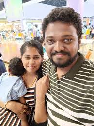 Shruti Gangakhedkar's Instagram, Twitter & Facebook