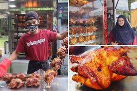 Fuh, tak dapat kami bayangkan. Ayam Golek Sedap Dengan 32 Jenis Rempah Istimewa