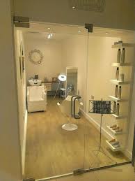 20 Impressive Salon Room Design Ideas Trenduhome Hair Salon Design Home Beauty Salon Small Beauty Salon Ideas When it comes to designing small spaces, you have to know where to start and how to work the crevices. hair salon design home beauty salon