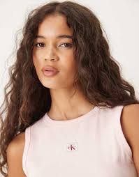 Rosa Toppar För Kvinnor