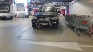 In general, pretul actiunilor preferentiale cu dividend variabil nu are fluctuatii mari (are o volatilitate redusa) deoarece dividendul este ajustat automat pentru a mentine tranzactionarea actiunilor in jurul valorii nominale. Seful Cu Numere PreferenÅ£iale De Anglia Verificat De RutierÄƒ In Mai Multe Randuri N Au Ce SÄƒ I FacÄƒ