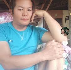 Elijah Toby's Moo updated her profile picture.