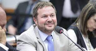 3522/14 #rrsoares #showdafé #jesus novela da vida real: Filho Do Pastor R R Soares E O Mais Cotado Para Assumir Pasta De Cultura Do Governo Jornal O Globo