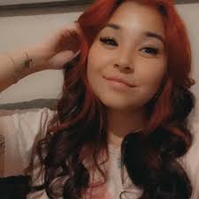 Tabitha Sewell (@1beautifullove_)