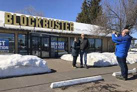 This week @ blockbuster 14/10/13. World S Last Blockbuster More Popular After Netflix Show