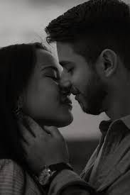 Jenny + Samuel ♥ Paar Fotoshooting in Linz — VAU.EM PHOTOGRAPHY