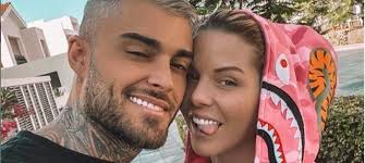 Si l'on personnifie le mariage thivenin/garcia, on y trouve un peu de docteur jekyll et beaucoup de mister. Jessica Thivenin Va Faire Une Ceremonie De Mariage Avec Thibaut Garcia Toutes Les Actualites Des People
