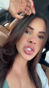 Roxy Hernández (@imroxy6)