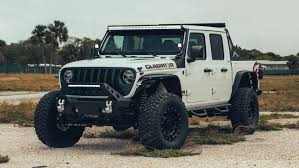 The jeep gladiator is a midsize pickup truck manufactured by the jeep division of stellantis north america (formerly fca us). This Hellcat Engined Jeep Gladiator Is Taking The Fight To Hennessey Top Gear