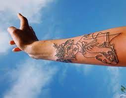 How To Protect Your Tattoos From The Sun According To A Dermatologist Fresh Tattoo Tattoo Care Tattoos