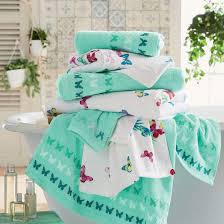 Linge De Bain Joie Et Papillons Francoise Saget Linge De Bain Drap De Bain Linge De Toilette