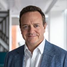 Tom Jack's Instagram, Twitter & Facebook