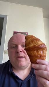 La Chanson du Croissant et du Kiwi