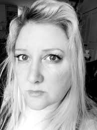 Pushing for passagePresionando por la aprobación