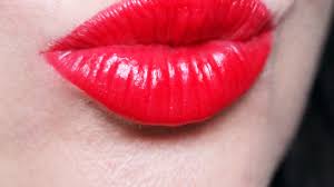 Naturally the thousands of comments went a little something like this: Lipstick Diary What I Wore That Day Beautygeeks