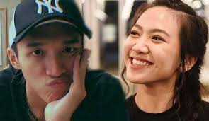 Jun 22, 2021 · cemburu adalah salah satu lagu hits dewa 19 pada masa kemunculan album bintang lima 2020. Masih Jomlo Jonatan Christie Bantah Pacaran Dengan Shanju Jkt48 Cumicumi Com Line Today