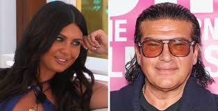 Review: Blackboard (Keep Ya' Head Up)