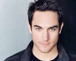 Queenia Academy (A Cruise Ship High School RP)