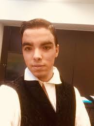 Sam Moses's Instagram, Twitter & Facebook