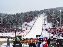 Komitet organizacyjny pucharu świata w skokach narciarskich zakopane 2021 zaapelował do miłośników skoków narciarskich, by w najbliższy weekend kibice dopingowali stocha, kubackiego. Puchar Swiata W Skokach Narciarskich W Zakopanem Wikipedia Wolna Encyklopedia