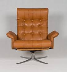 Pin By Megan Van Der Heyden On Fabulous Chairs Leather Swivel Chair Chair Leather Chair