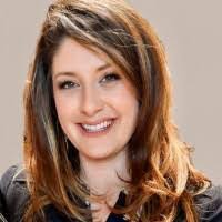 Melissa Mach's Instagram, Twitter & Facebook