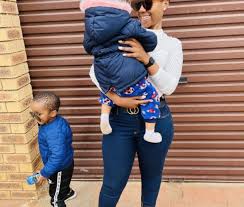 Born in mahikeng, north west, she is known for her flamboyant presenting skills and her signature voice. Photos Skeem Saam Amanda Manku Shows Off Her Kids