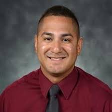 Oficina del Alguacil investiga Subdirector de Toppenish High School y  instructora de ELL