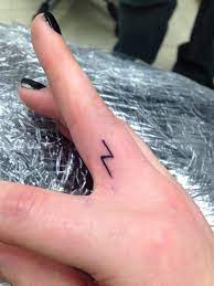 A Collection Of Amazing Lightning Tattoos Designs Sheideas Lightning Bolt Tattoo Lightning Tattoo Bolt Tattoo