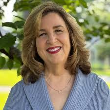 Carol Kling's Instagram, Twitter & Facebook