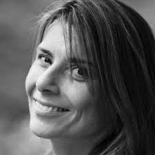 Le moment est venu de vous annoncer que je quitte officiellement la vie  professionnelle. Je voulais remercier tous ceux que j'ai croisés durant  cette carrière et avec qui j'ai vécu des moments