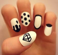Black And White Drip Nails Nail Art Monochrome Nails Black And White Diamond Nails Drip Nails Outline Nails Polka Dot Nails Half Mo Diamond Nail Art Diamond Nail Art Design Diamond Nails