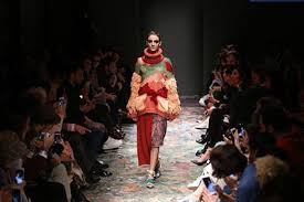 Here are the top five best fashion show themes of the past decade (but really, of all time, if you ask me) Fashion Shows Lovetoknow